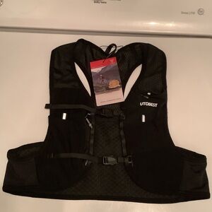 Black Unisex Running Vest